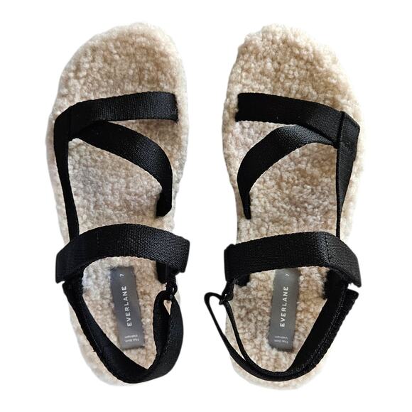 EVERLANE Women's 7 Sandals Renew Teddy Sport Faux Fur Sherpa Lined Black NEW - Picture 3 of 9